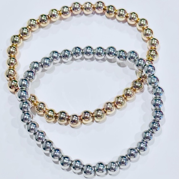 Vintage Jewelry - 14k Gold Filled and Sterling Silver
Beaded Bracelet